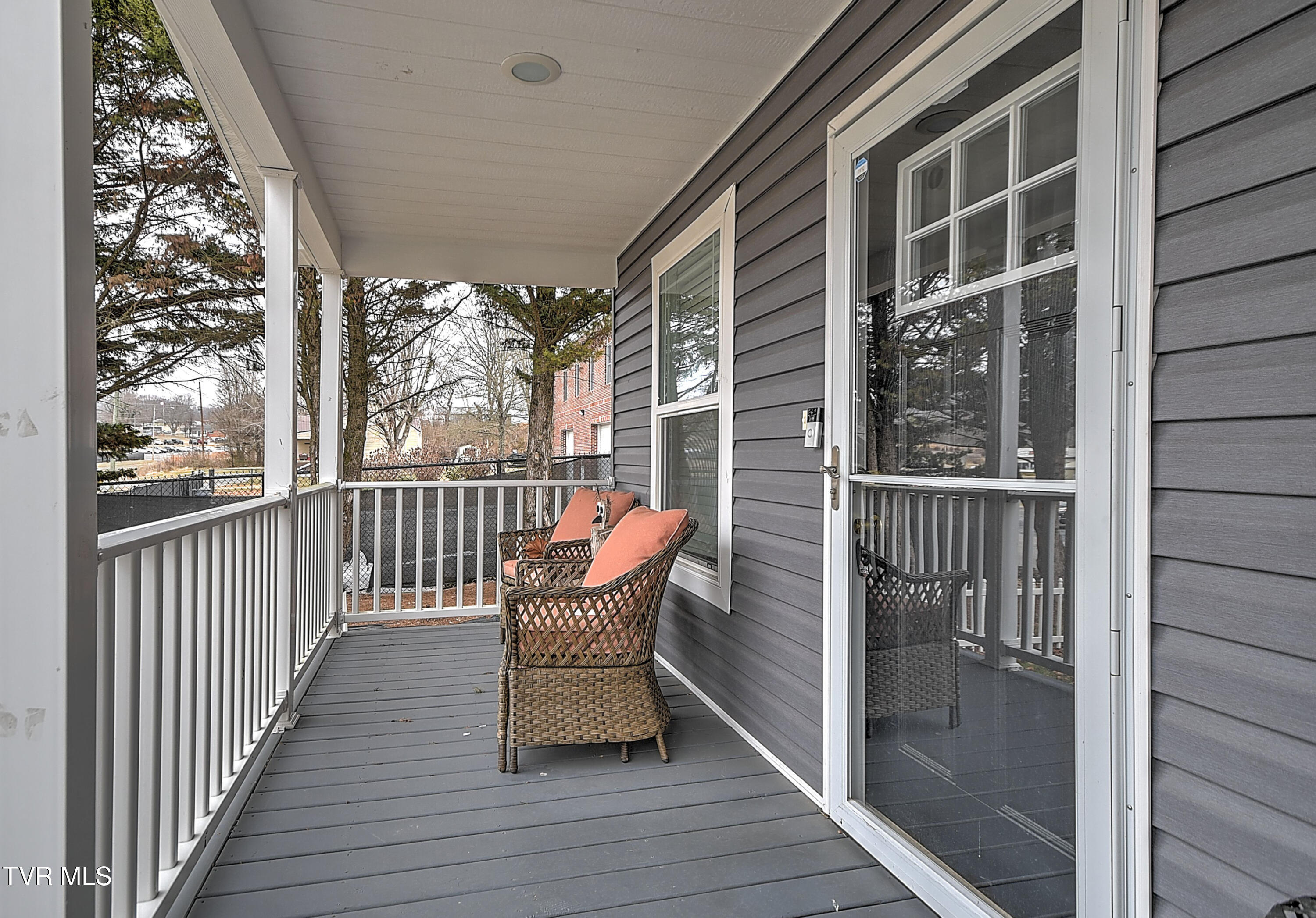 3117 Avoca Road Bristol, TN 37620 - Photo 6 of 32 3177 Avoca CP-6