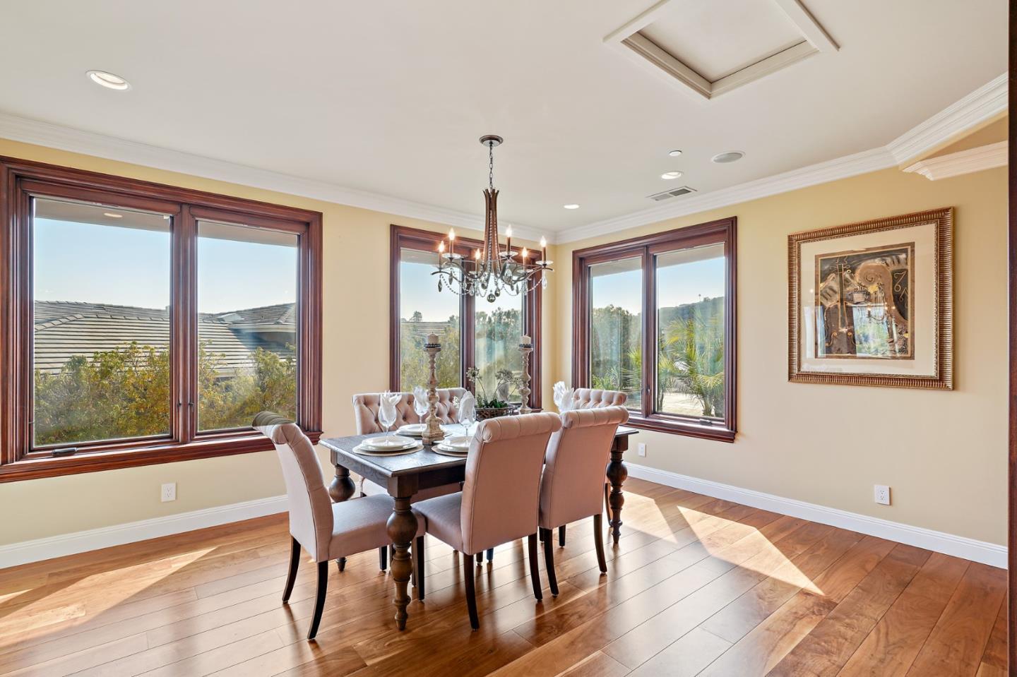 Queens Court San Carlos, CA 94070 - Photo 22 of 72 Gallery Image 22