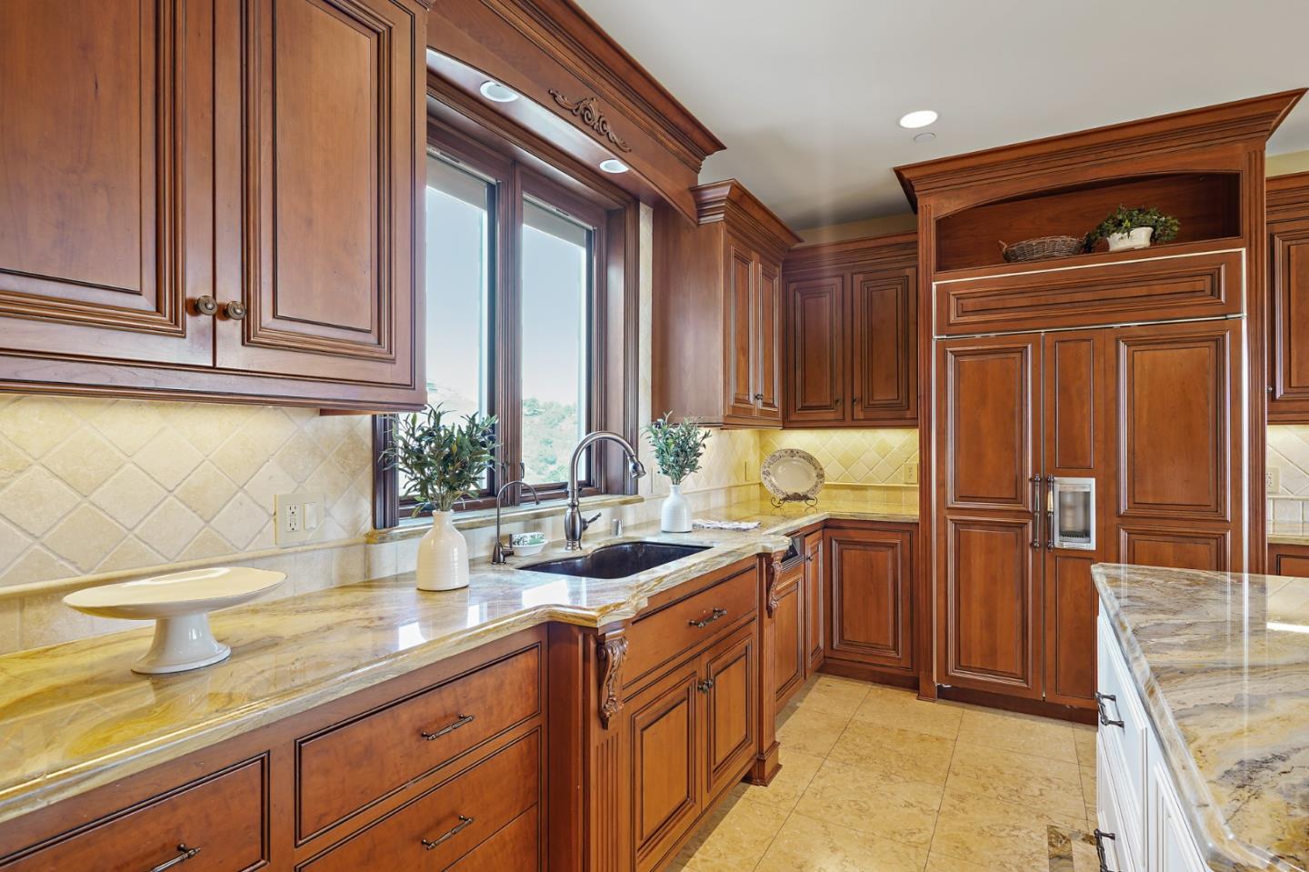 Queens Court San Carlos, CA 94070 - Photo 30 of 72 Gallery Image 30