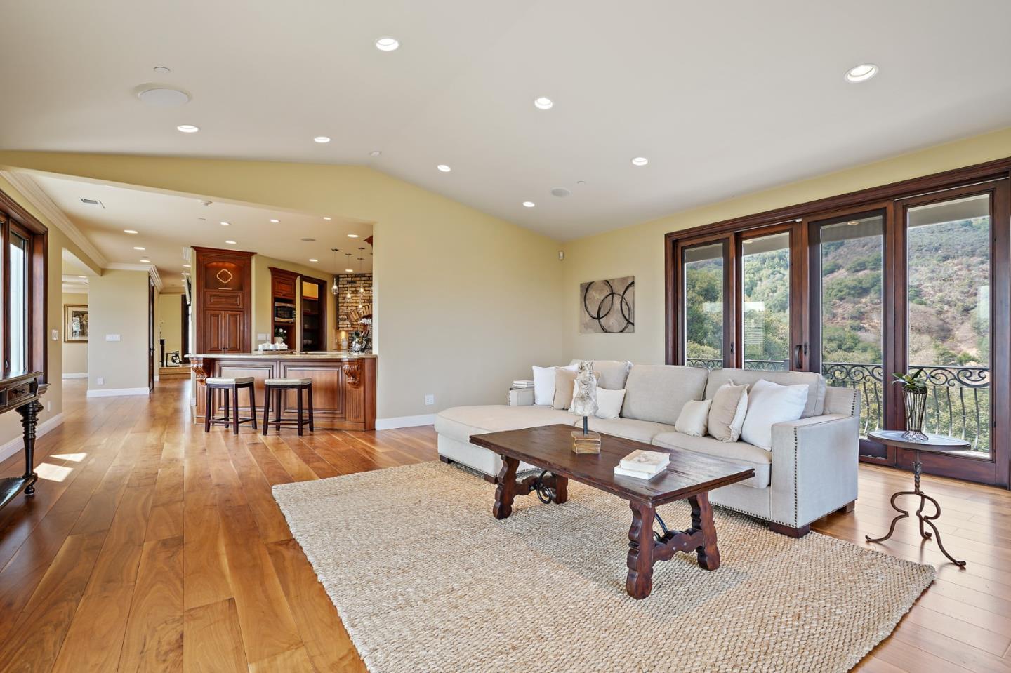 Queens Court San Carlos, CA 94070 - Photo 35 of 72 Gallery Image 35