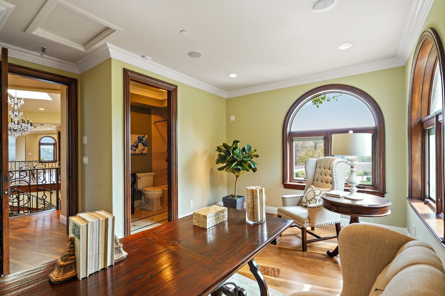 Queens Court San Carlos, CA 94070 - Photo 47 of 72 Gallery Image 47