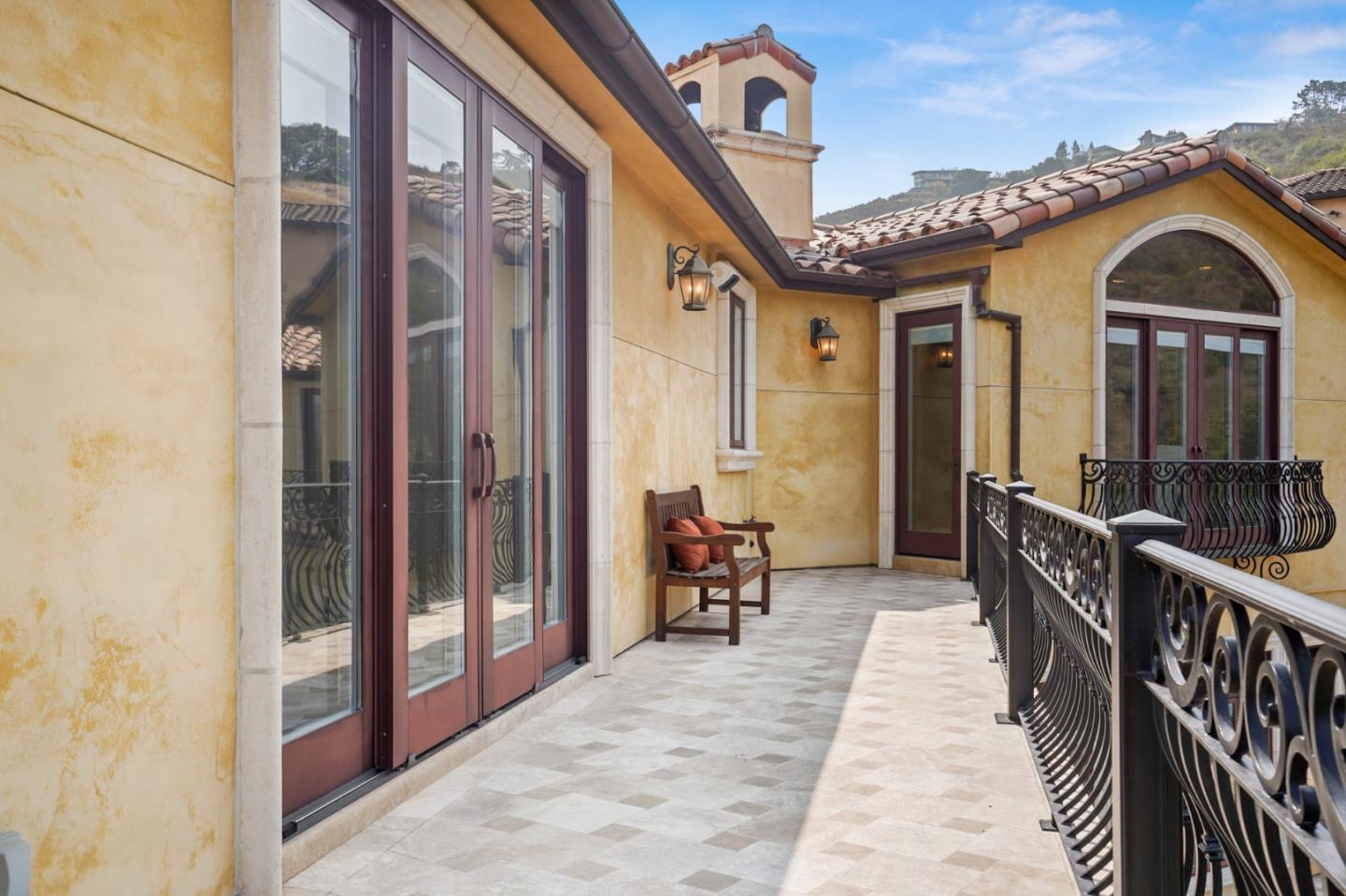 Queens Court San Carlos, CA 94070 - Photo 49 of 72 Gallery Image 49