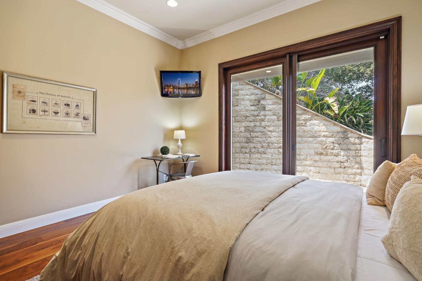 Queens Court San Carlos, CA 94070 - Photo 54 of 72 Gallery Image 54