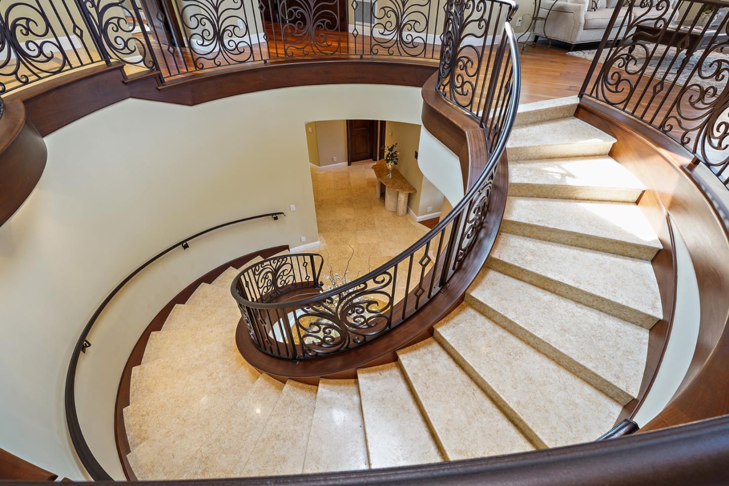 Queens Court San Carlos, CA 94070 - Photo 71 of 72 Gallery Image 71