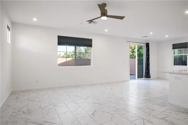 $2,585 | 4302 Eagle Island Street, Las Vegas, NV 89130