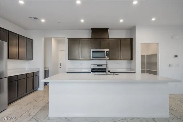 $2,585 | 4302 Eagle Island Street, Las Vegas, NV 89130