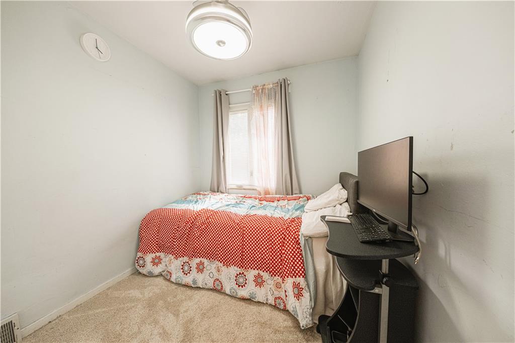 430 Sangree Road Pittsburgh, PA 15237 - Photo 23 of 34