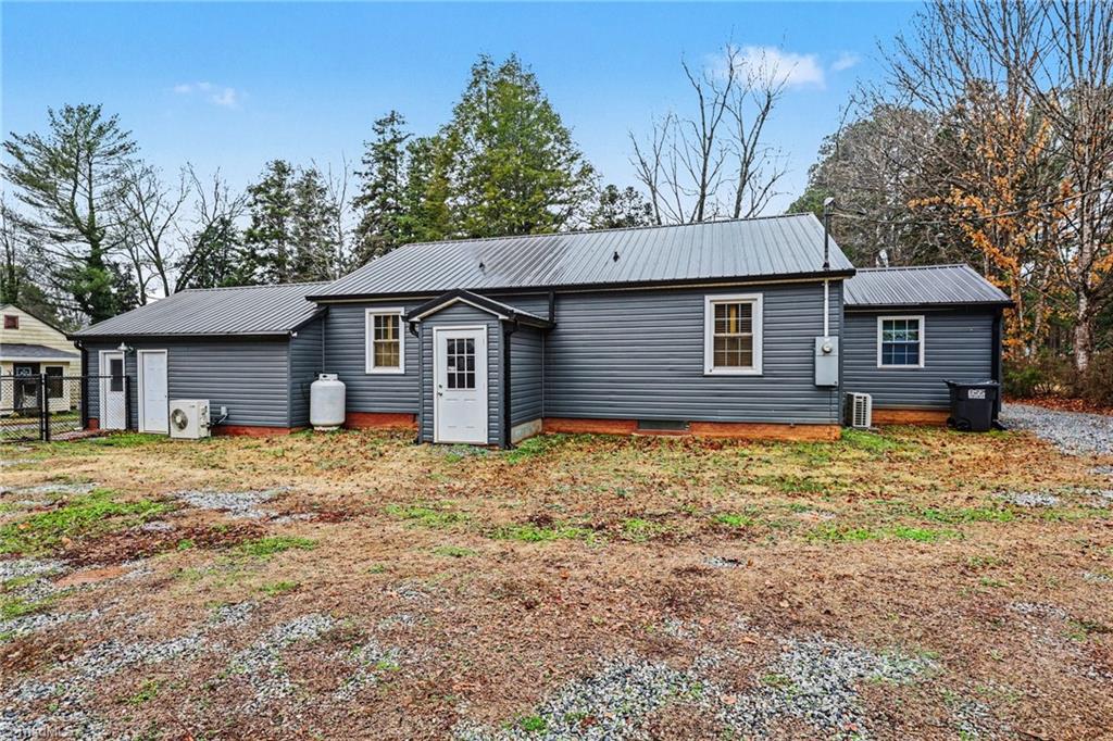 2920 West Innes Street Salisbury, NC 28144 - Photo 25 of 30