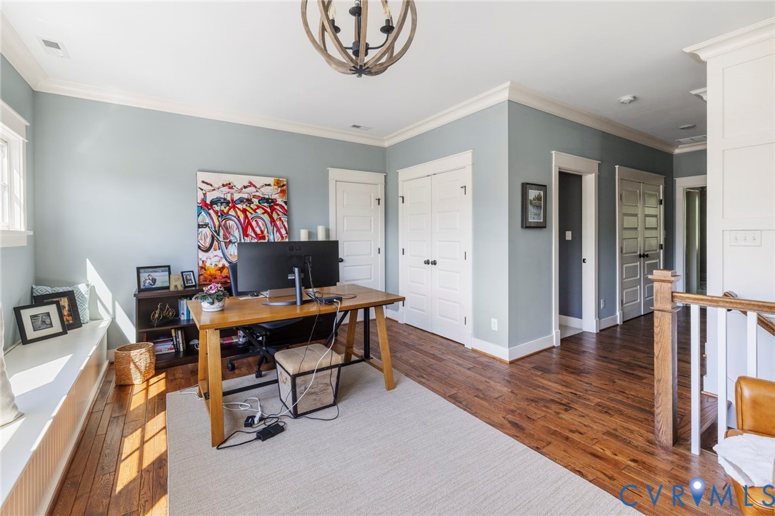 1925 Muswell Court Midlothian, VA 23112 - Photo 35 of 64 Spacious room featuring wood-finish flooring, a bu