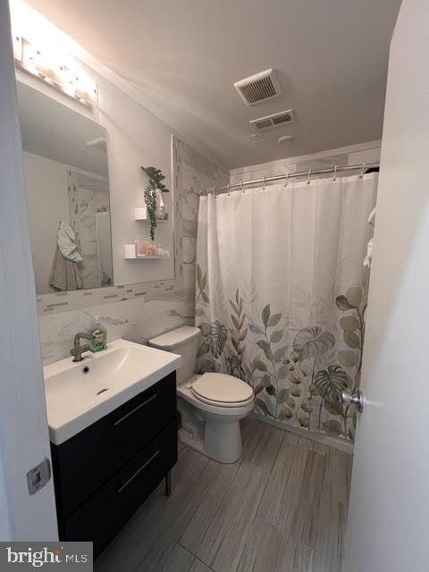 2204 Christian Street, Unit 2 Philadelphia, PA 19146 - Photo 8 of 11