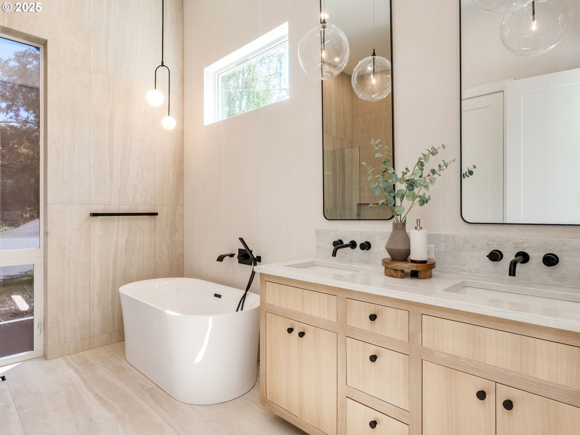 9541 Southwest 62nd Drive Portland, OR 97219 - Photo 22 of 44