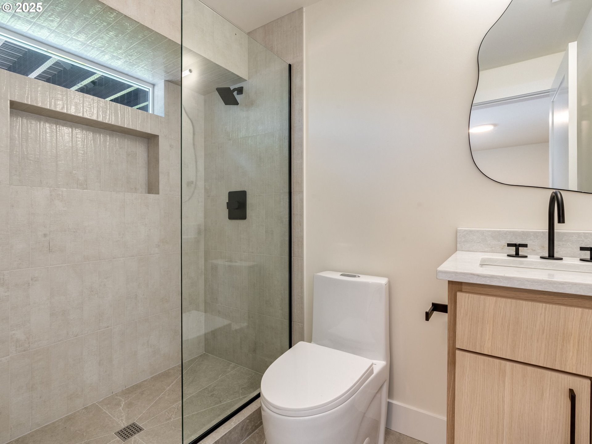 9541 Southwest 62nd Drive Portland, OR 97219 - Photo 33 of 44