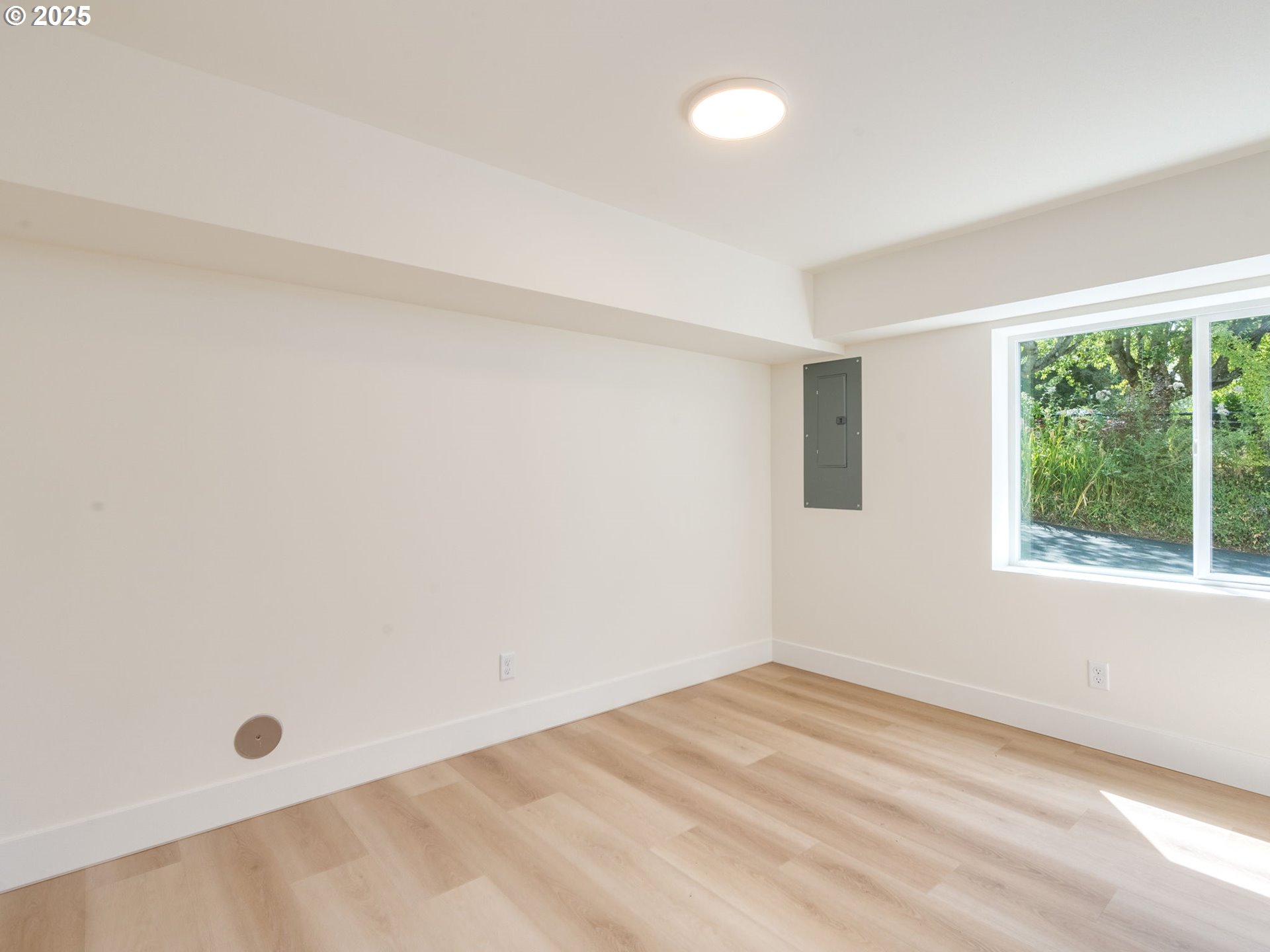 9541 Southwest 62nd Drive Portland, OR 97219 - Photo 34 of 44