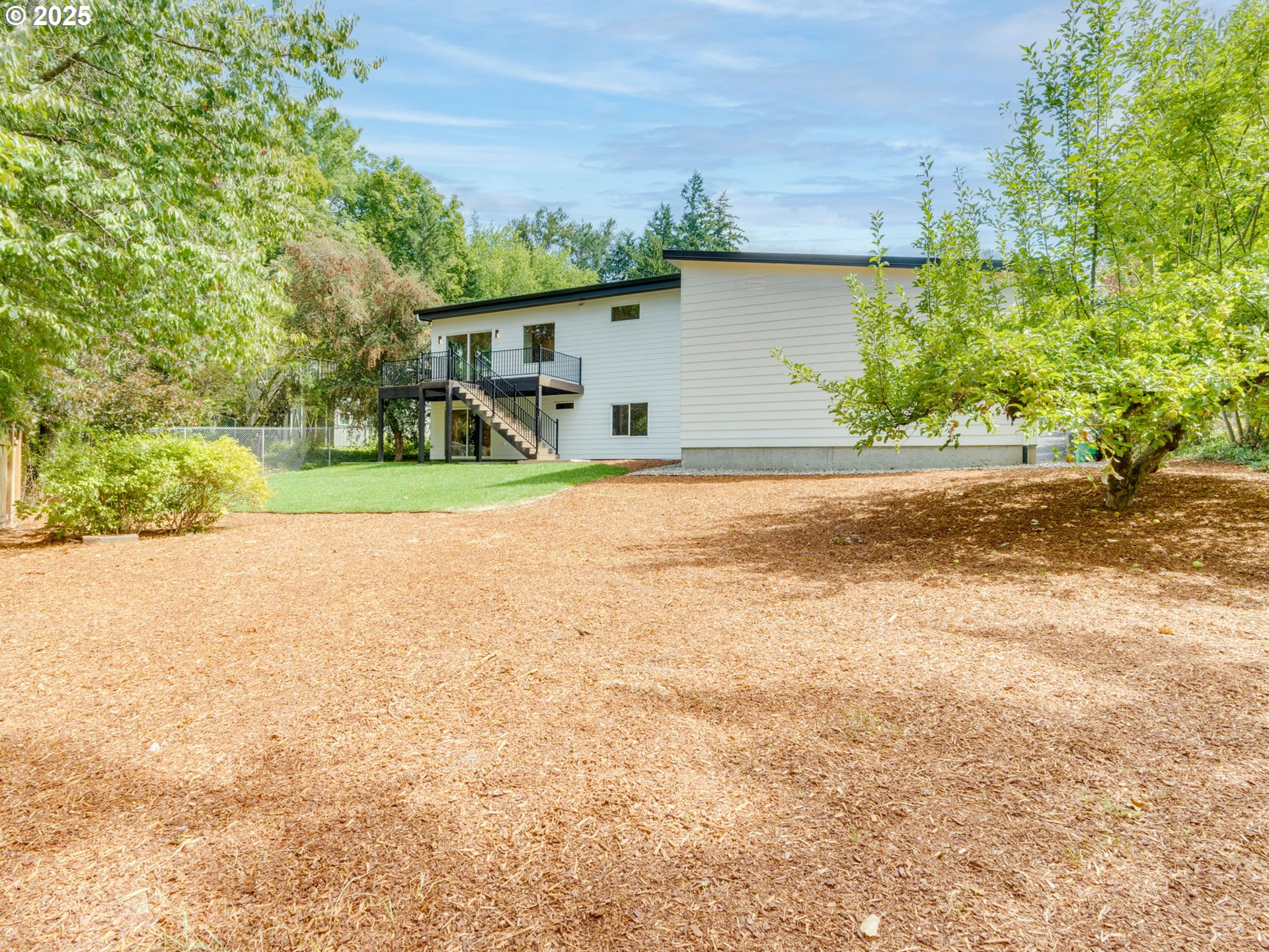 9541 Southwest 62nd Drive Portland, OR 97219 - Photo 41 of 44