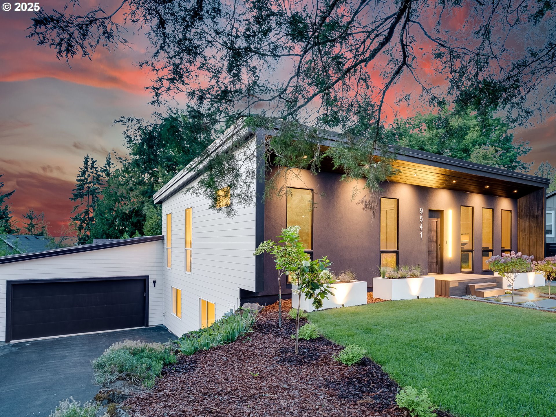 9541 Southwest 62nd Drive Portland, OR 97219 - Photo 5 of 44