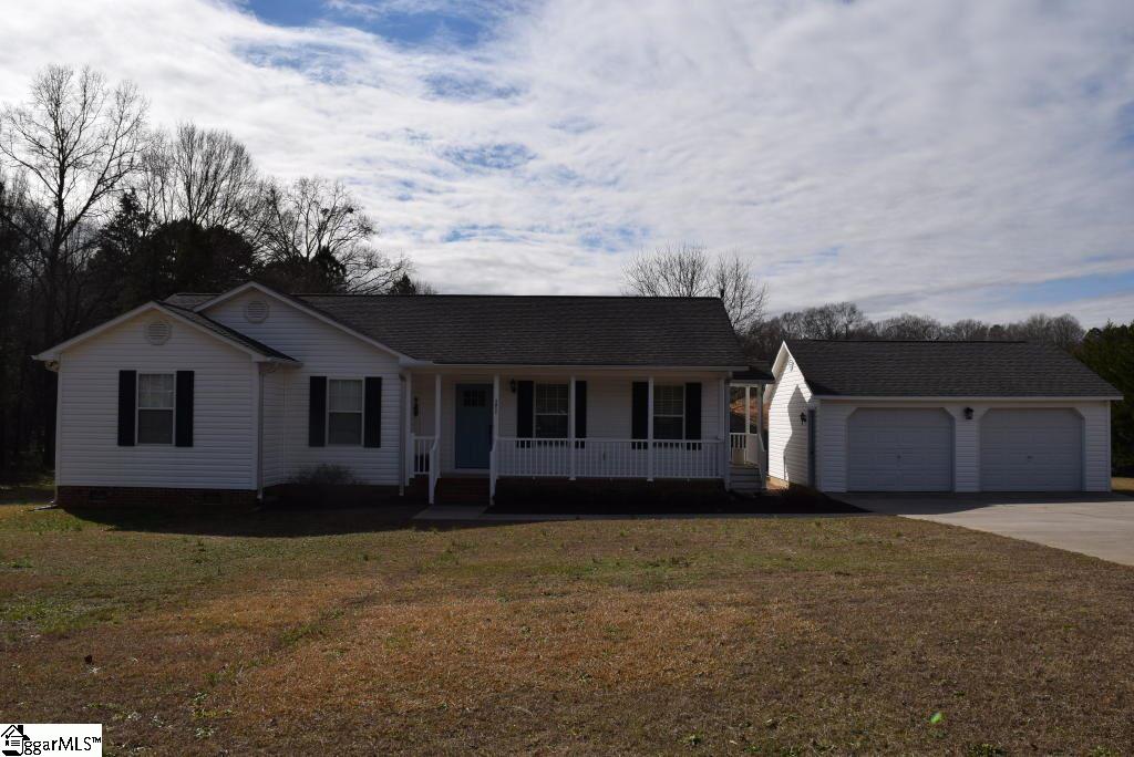 1011 Welcome Road Williamston, SC 29697 - Photo 1 of 35 Gallery Image 1