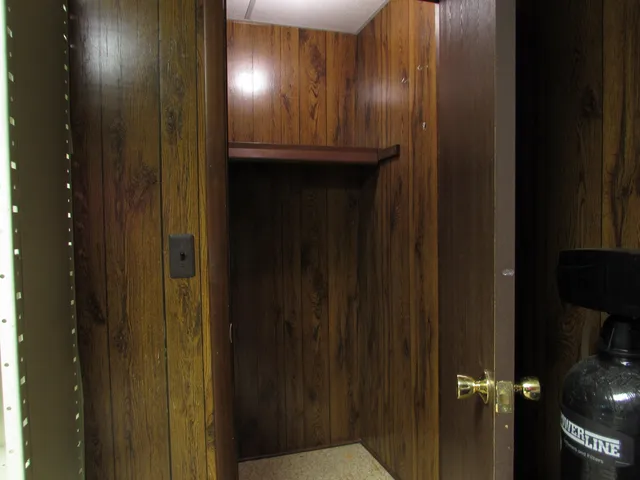 $215,000 | 9920 Cambridge Court, South Lyon, MI 48178