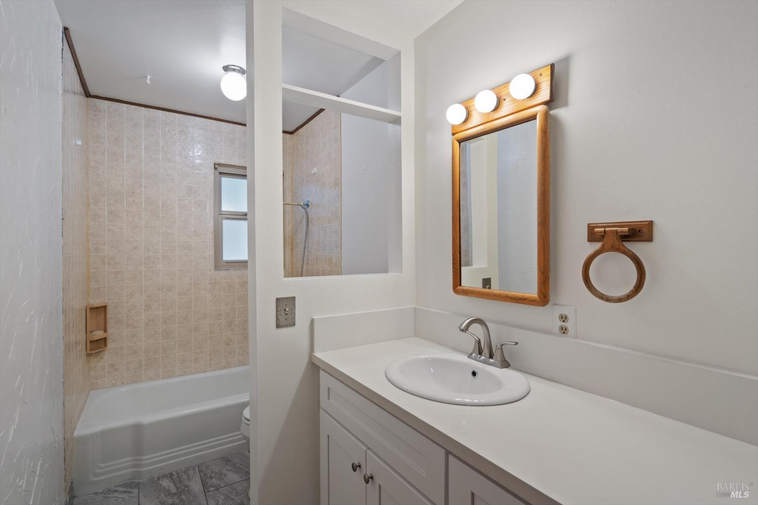 3563 Hoen Avenue Santa Rosa, CA 95405 - Photo 12 of 26