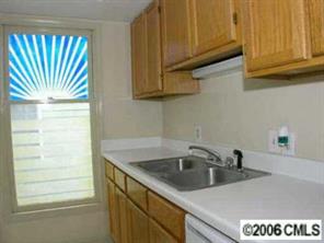 430 Queens Road, Unit 621 Charlotte, NC 28207 - Photo 4 of 8 Gallery Image 4