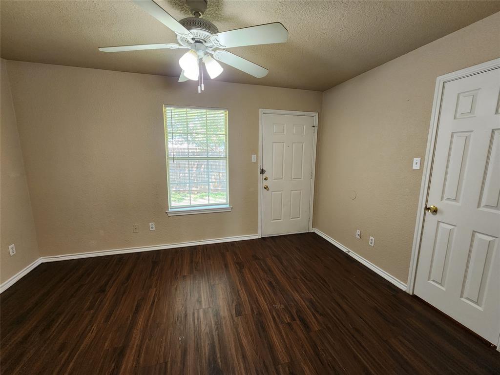 1431 East Robert Street Fort Worth, TX 76104 - Photo 9 of 22