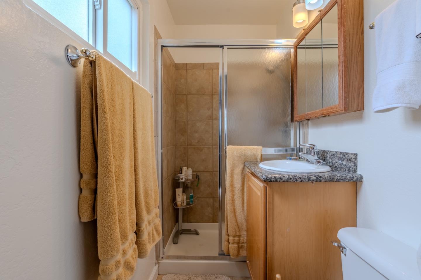 1223 Lerida Way Pacifica, CA 94044 - Photo 14 of 45