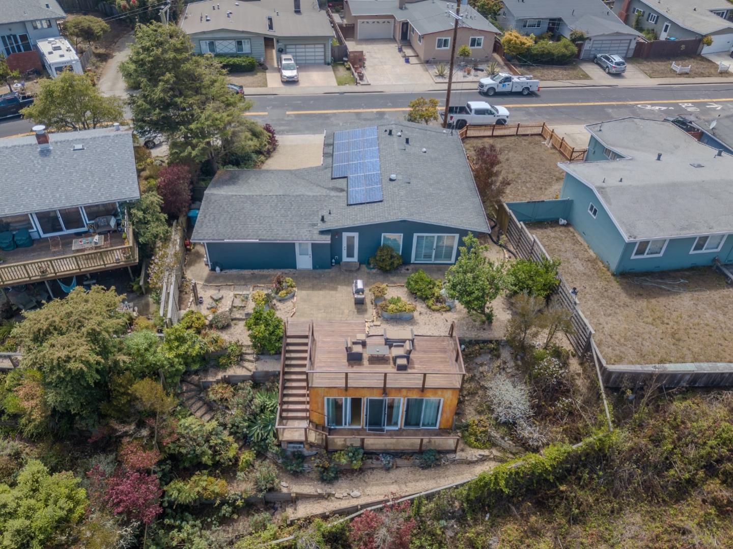 1223 Lerida Way Pacifica, CA 94044 - Photo 27 of 45