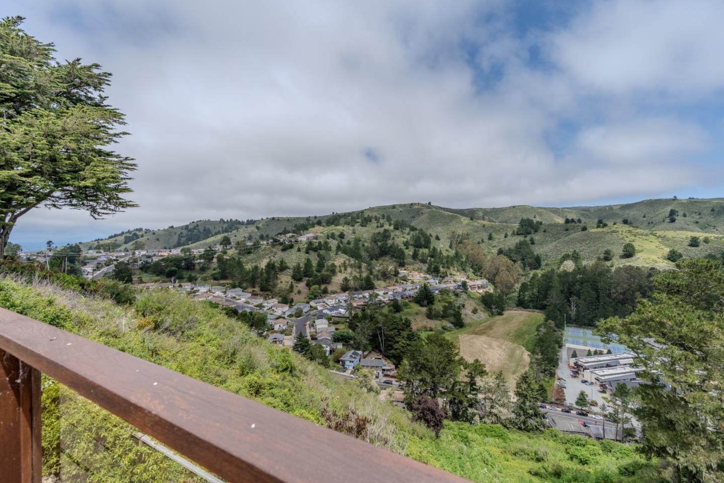 1223 Lerida Way Pacifica, CA 94044 - Photo 35 of 45