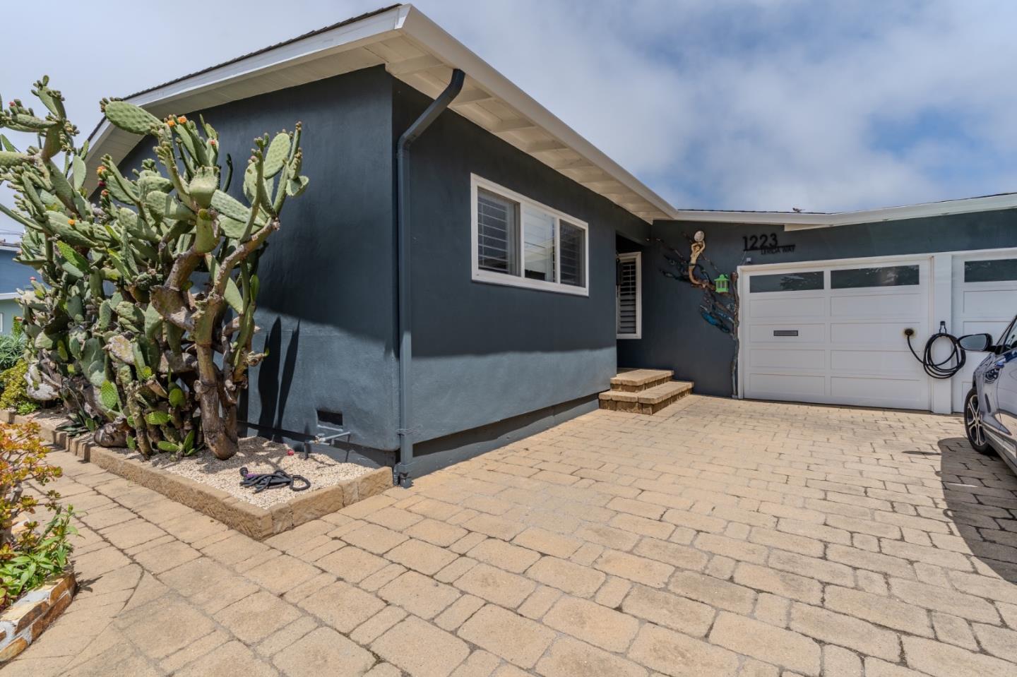 1223 Lerida Way Pacifica, CA 94044 - Photo 4 of 45