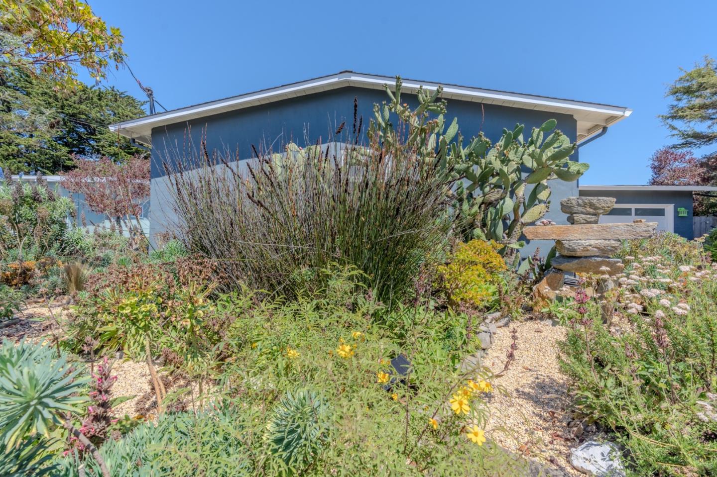 1223 Lerida Way Pacifica, CA 94044 - Photo 7 of 45