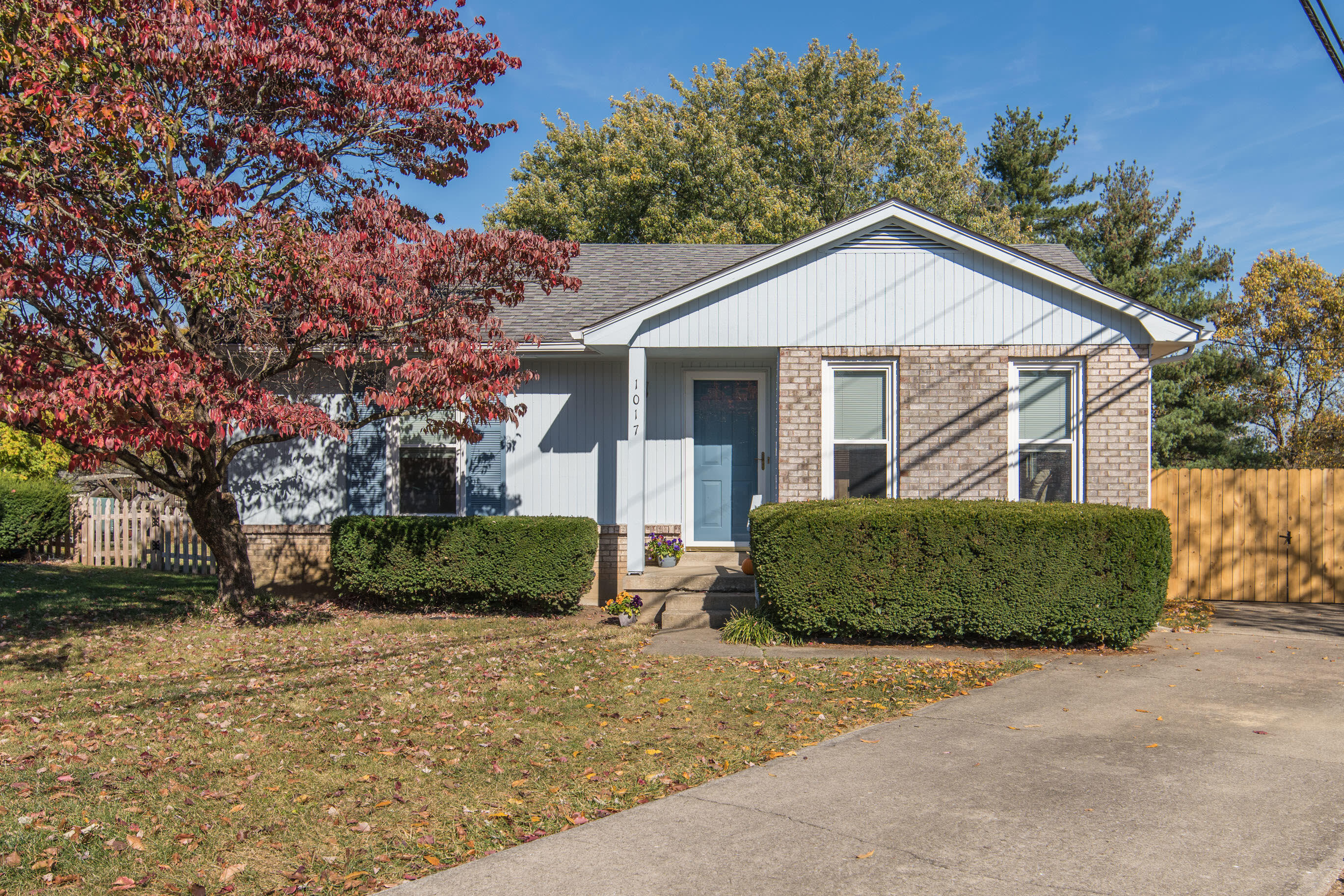 1017 Wedgewood Road Lexington, KY 40514 - Photo 1 of 28 1