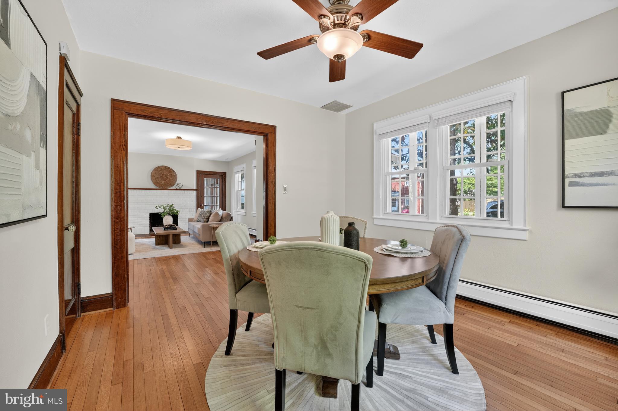 5430 22nd Road North Arlington, VA 22205 - Photo 32 of 135 Where Cozy Meals & Long Conversations Meet!