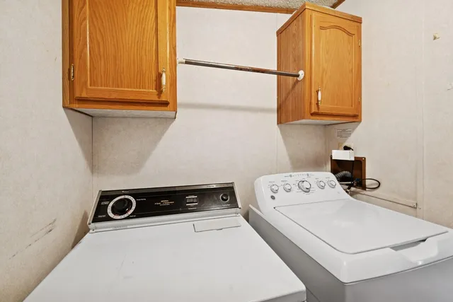 $325,000 | 105 Oakview Highway, Unit 148, East Hampton, NY 11937