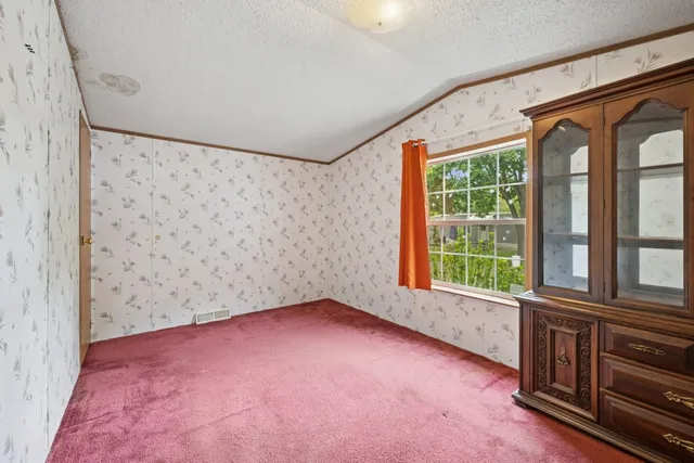 $325,000 | 105 Oakview Highway, Unit 148, East Hampton, NY 11937