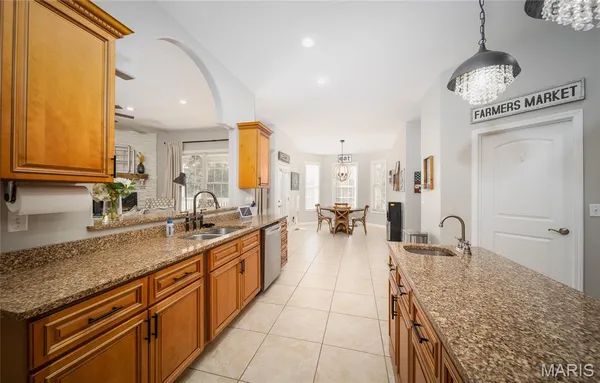 $639,000 | 11105 County Road 3030, Rolla, MO 65401