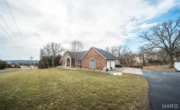 $639,000 | 11105 County Road 3030, Rolla, MO 65401