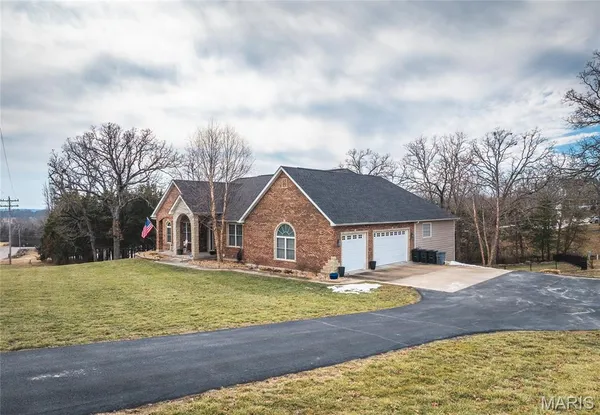 $639,000 | 11105 County Road 3030, Rolla, MO 65401