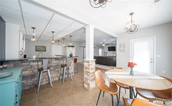 $639,000 | 11105 County Road 3030, Rolla, MO 65401