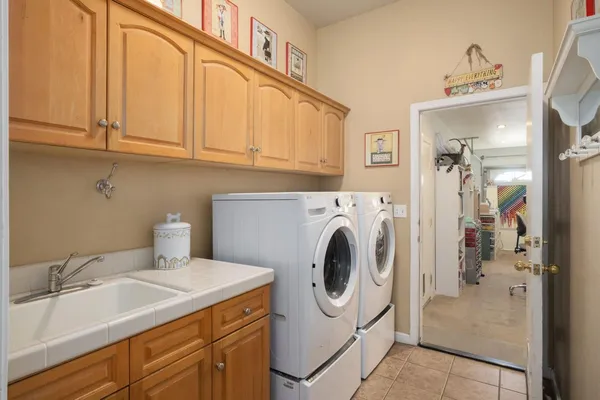 $625,000 | 2691 Stuart Avenue, Clovis, CA 93611