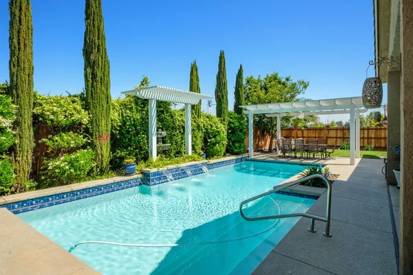 $625,000 | 2691 Stuart Avenue, Clovis, CA 93611