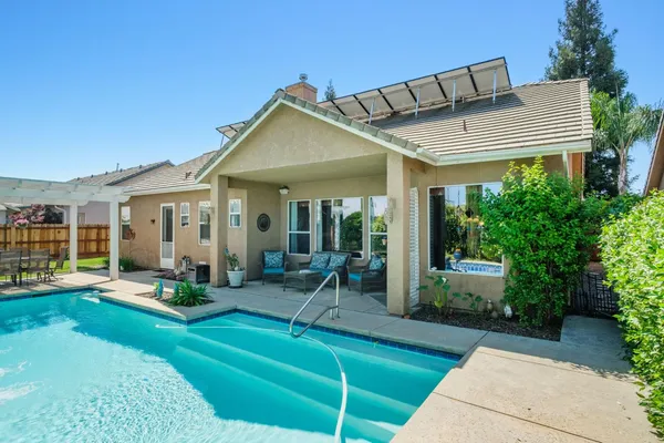 $625,000 | 2691 Stuart Avenue, Clovis, CA 93611