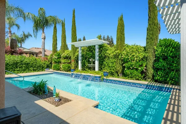 $625,000 | 2691 Stuart Avenue, Clovis, CA 93611