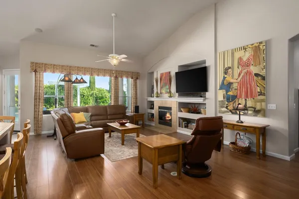 $625,000 | 2691 Stuart Avenue, Clovis, CA 93611