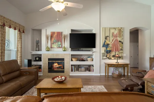 $625,000 | 2691 Stuart Avenue, Clovis, CA 93611