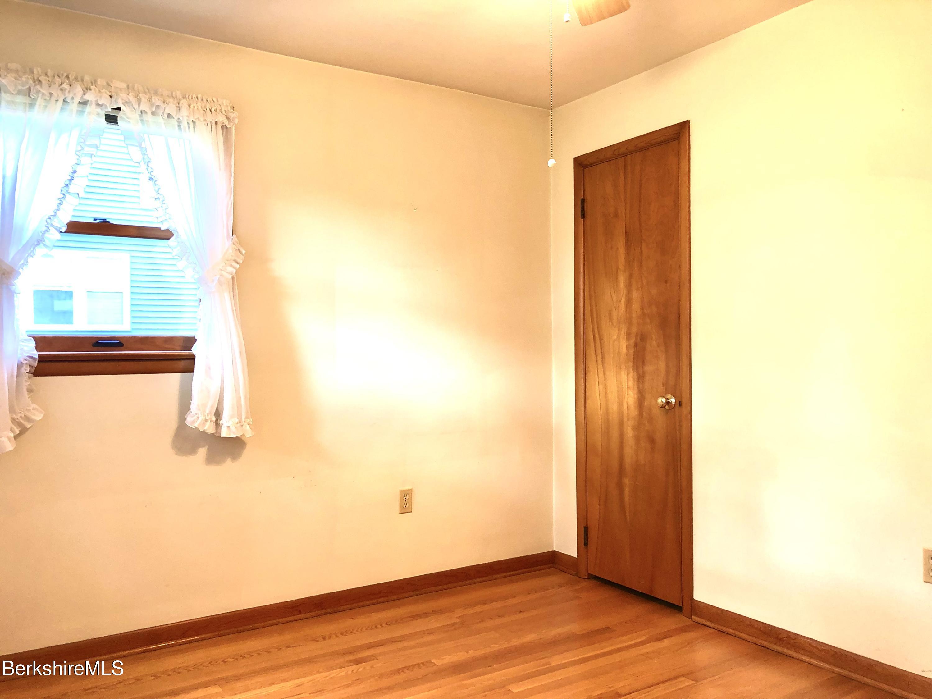 40 Howe Road Pittsfield, MA 01201 - Photo 19 of 55 Bedroom 1 View 2