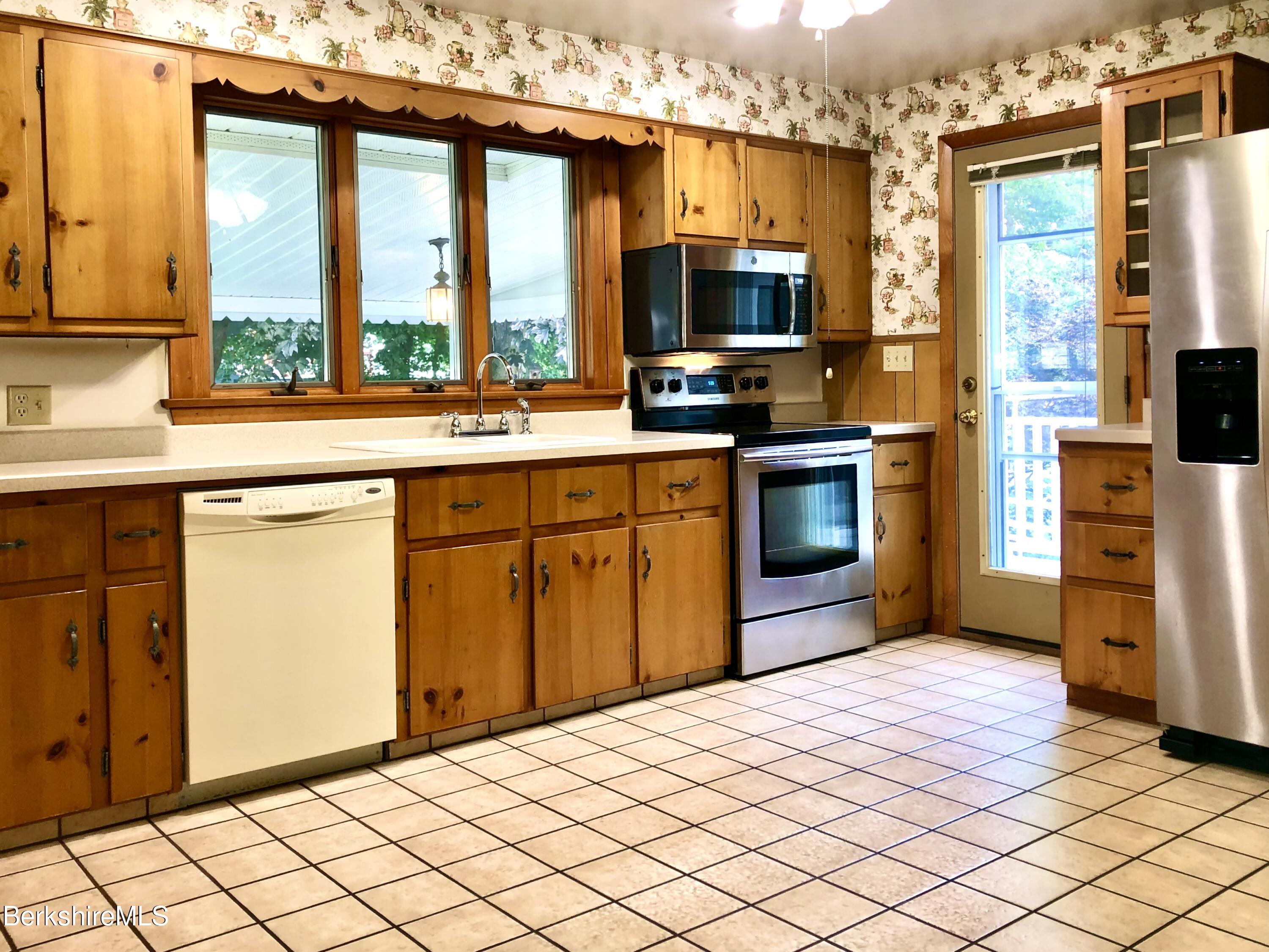 40 Howe Road Pittsfield, MA 01201 - Photo 3 of 55 Kitchen View 1