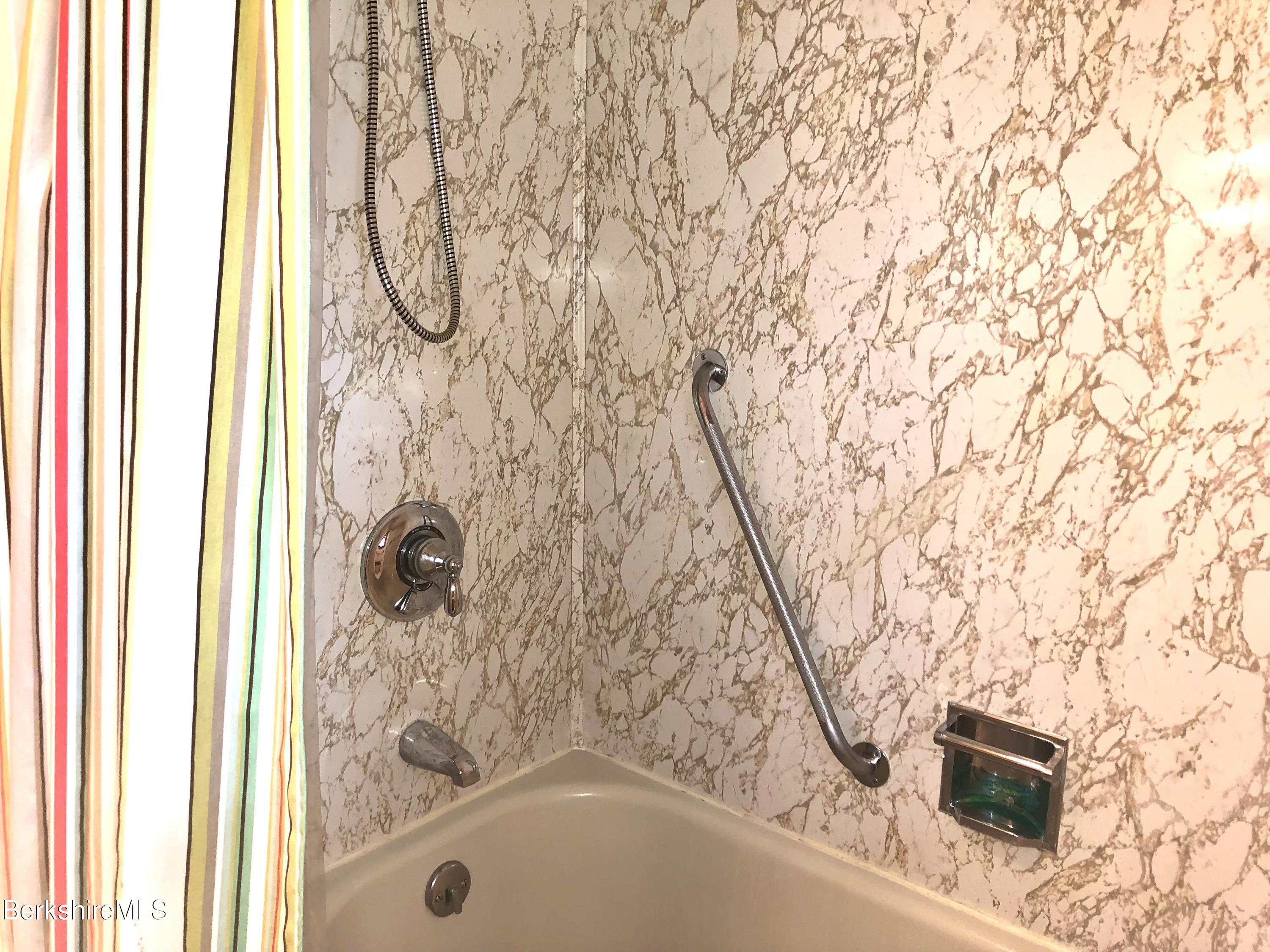40 Howe Road Pittsfield, MA 01201 - Photo 28 of 55 Full Bath View 3