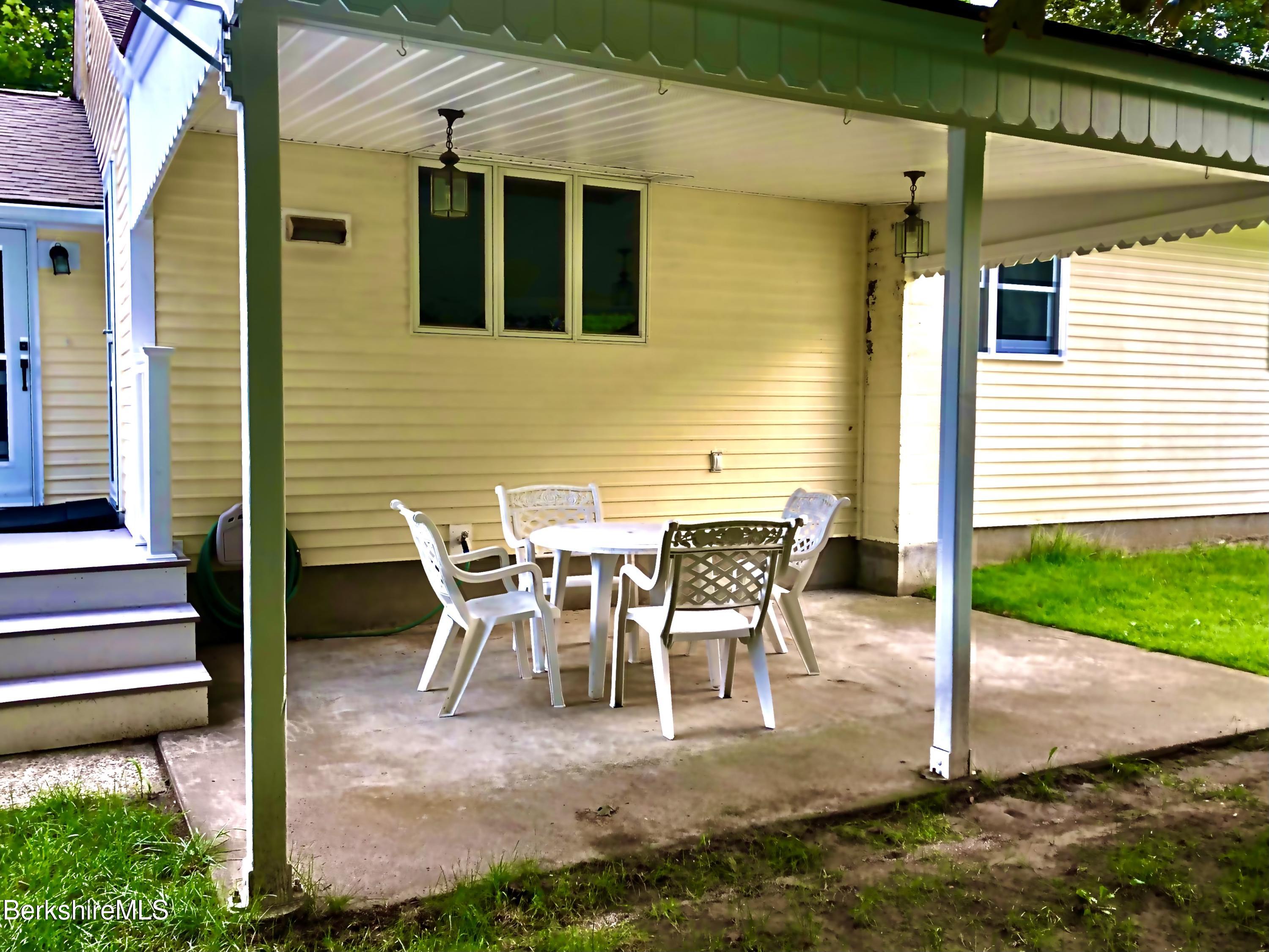 40 Howe Road Pittsfield, MA 01201 - Photo 6 of 55 Covered Patio