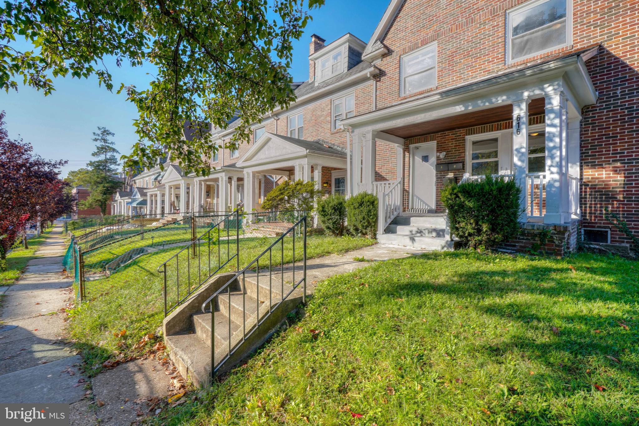 616 North Woodington Road, Unit 2 Baltimore, MD 21229 - Photo 3 of 29