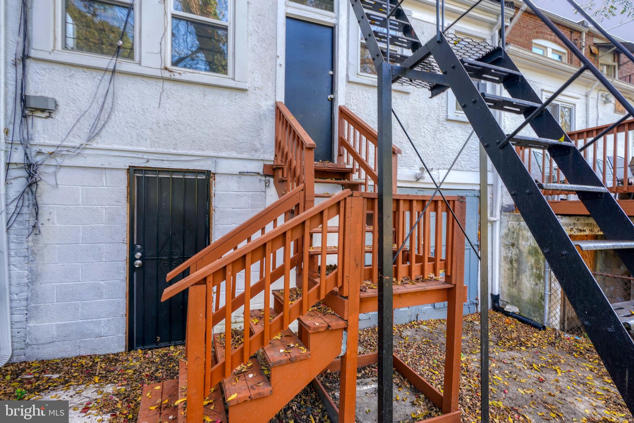 616 North Woodington Road, Unit 2 Baltimore, MD 21229 - Photo 9 of 29