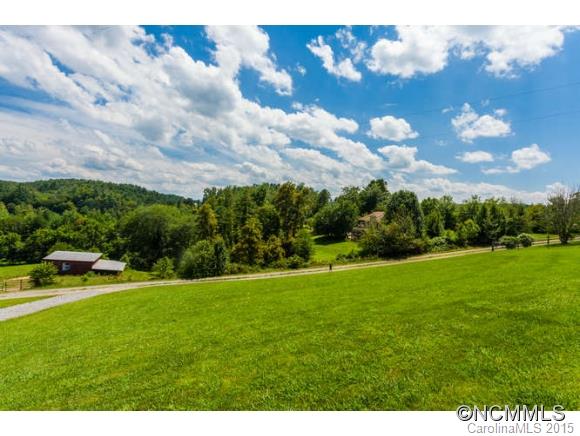 6 New Home Road Marshall, NC 28753 - Photo 3 of 18 Gallery Image 3